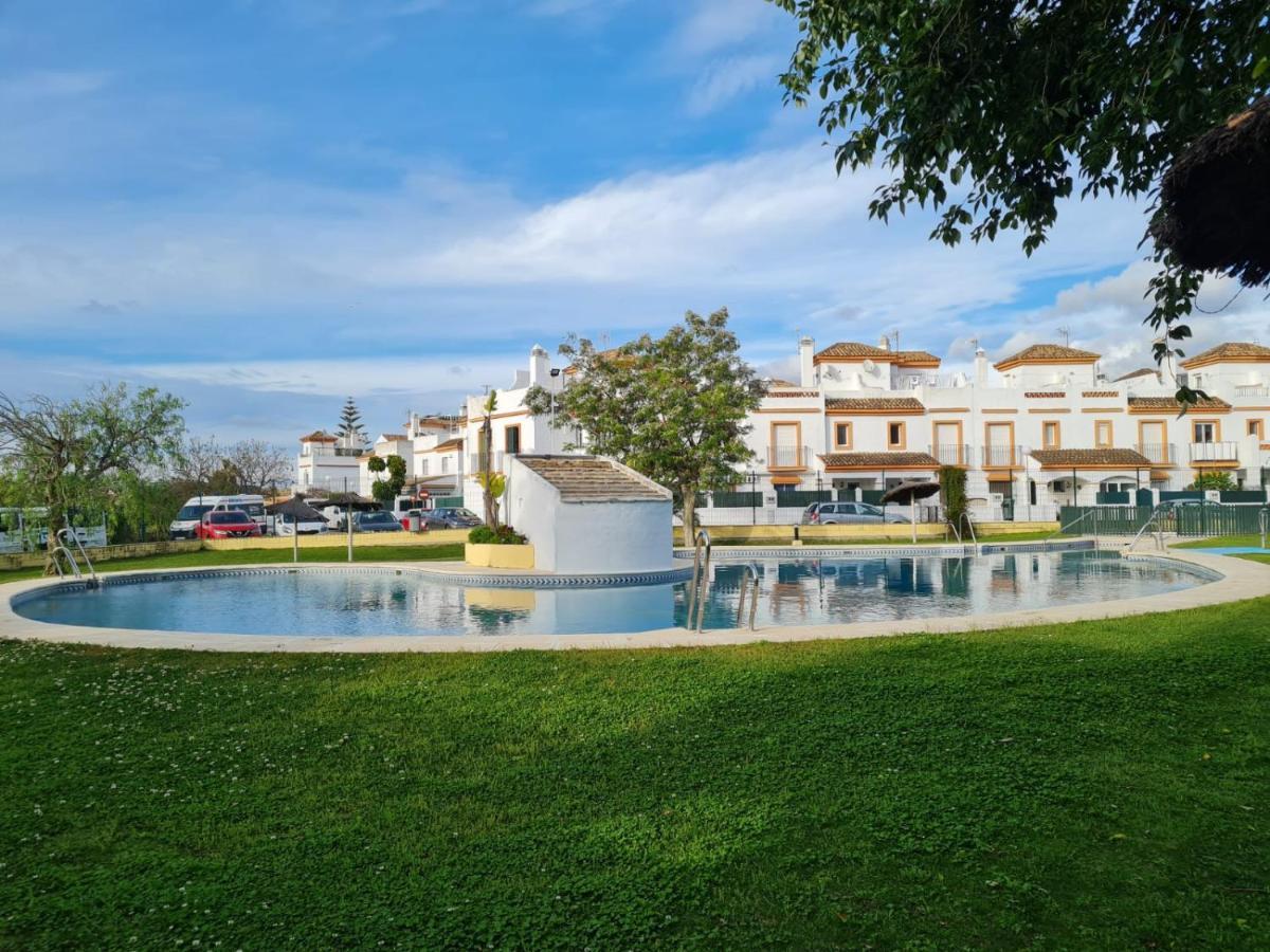 Aparta Club La Barrosa Apartment Чиклана де ла Фронтера Екстериор снимка